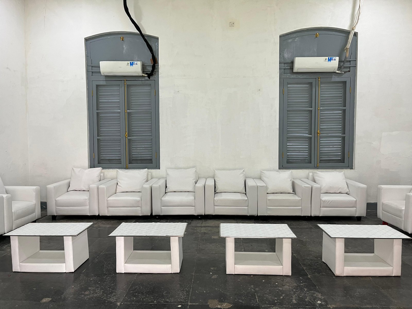 Sewa Sofa Area Gedung Serbaguna UI Depok