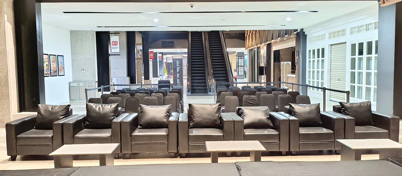 Sewa Sofa Area Balai Sudirman Tebet