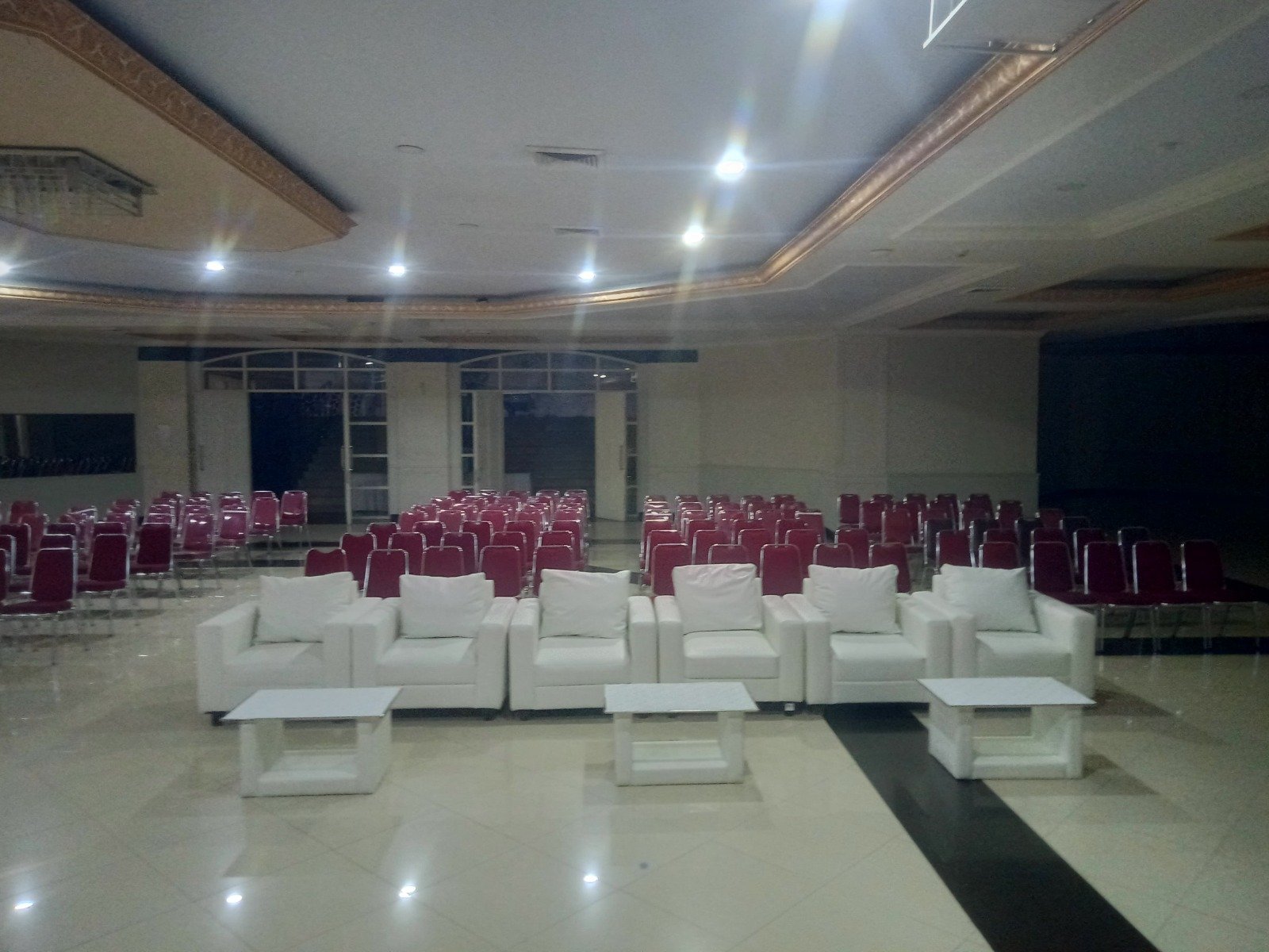 Sewa Sofa area Brightspot Market SCBD