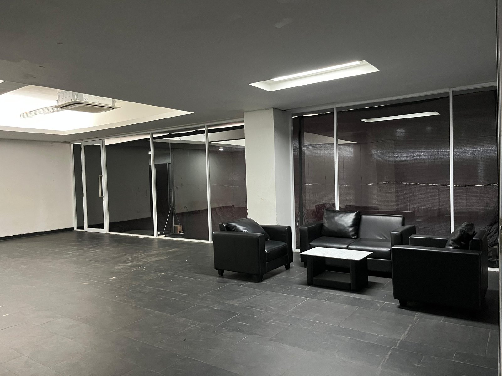 Sewa Sofa area Limo Depok