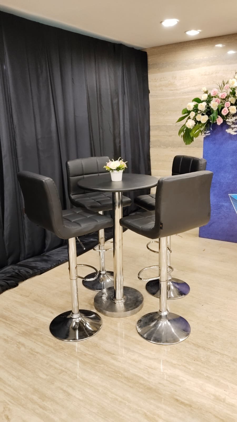 Sewa Kursi Murah dan Lengkap di Cimanggis Depok