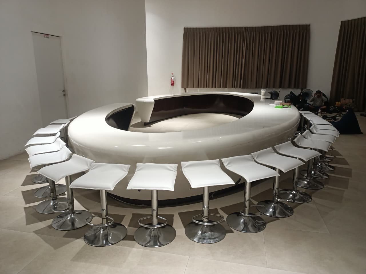 Vendor Sewa Kursi Terpercaya di Bogor Tengah