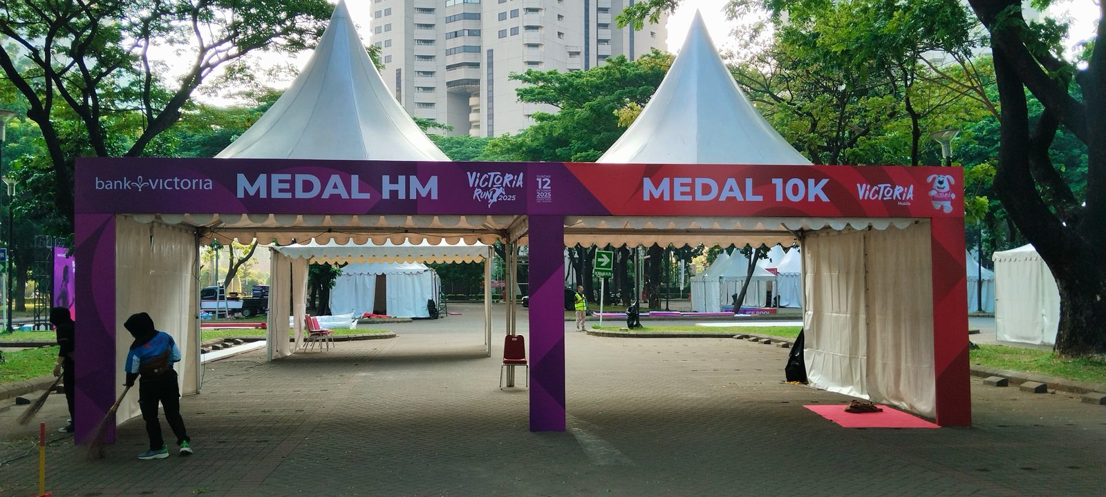 Sewa Tenda Sarnafil Pondok Gede Bekasi Murah Elegan dan Siap Dukung Acara Anda